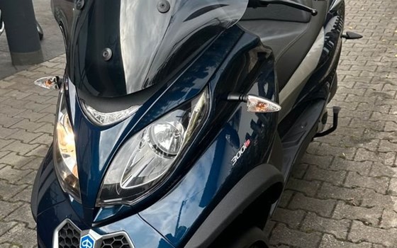 Gebrauchtmotorrad Piaggio MP3 300 ie Business - Bild 4