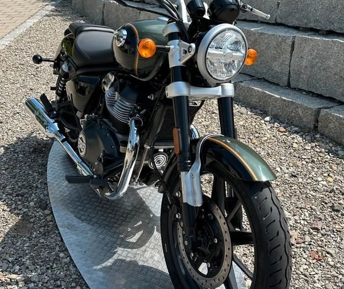 Angebot Royal Enfield Super Meteor 650 Bild 4: Angebot Royal Enfield Super Meteor 650