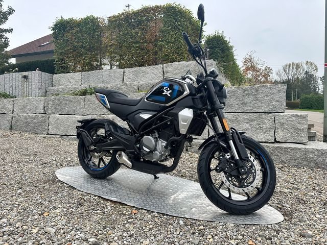 CFMOTO 300CL-X