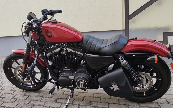 Gebrauchtmotorrad Harley-Davidson Sportster XL 883 N Iron - Bild 1