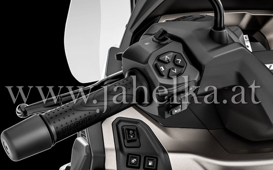 Neufahrzeug Piaggio MP3 530 HPE Exclusive - Bild 8 Neufahrzeug Piaggio MP3 530 HPE Exclusive - Bild 8