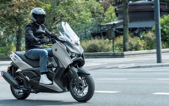 Neufahrzeug Yamaha XMAX 125 Tech MAX - Bild 2 Neufahrzeug Yamaha XMAX 125 Tech MAX - Bild 2