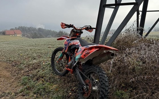 Gebrauchtmotorrad KTM 250 SX-F - Bild 2 Gebrauchtmotorrad KTM 250 SX-F - Bild 2