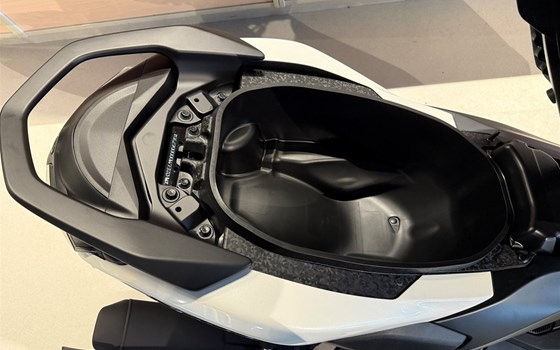 Neufahrzeug Yamaha NMAX 125 - Bild 9