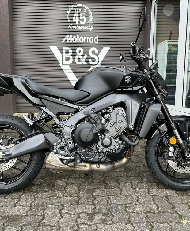 Yamaha MT-09 Y-AMT<br />