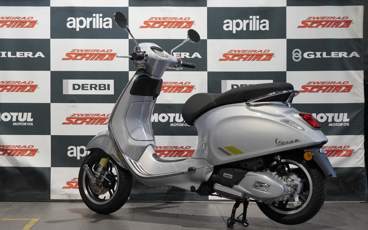 Zum Vergrößern bitte anklicken! Angebot Vespa Primavera Tech 125