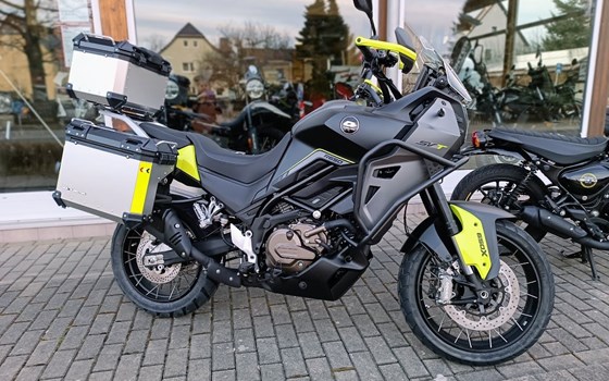 Neufahrzeug QJ Motor SVT 650 X - Bild 1