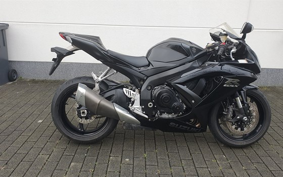 Gebrauchtmotorrad Suzuki GSX-R 750 - Bild 1