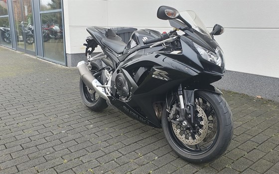 Gebrauchtmotorrad Suzuki GSX-R 750 - Bild 3