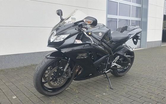 Gebrauchtmotorrad Suzuki GSX-R 750 - Bild 8