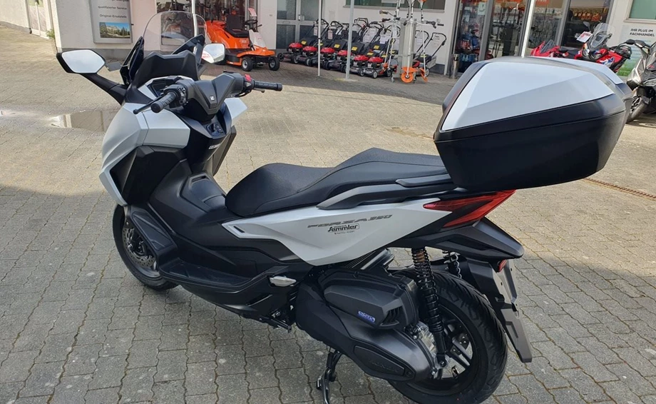 Angebot Honda Forza 350 Bild 13: Angebot Honda Forza 350