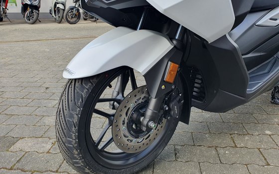 Neufahrzeug Honda Forza 350 - Bild 20