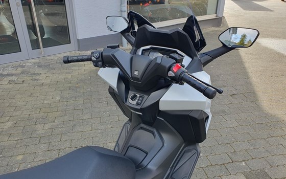 Neufahrzeug Honda Forza 350 - Bild 6