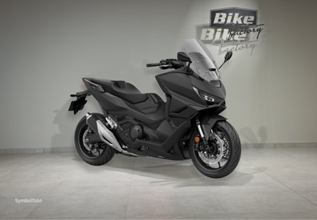 Honda Forza 750 (Matte Ballistic Black Metallic)