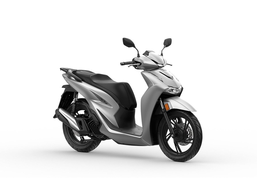 Honda SH150i (Matt Lucent Silver Metallic)