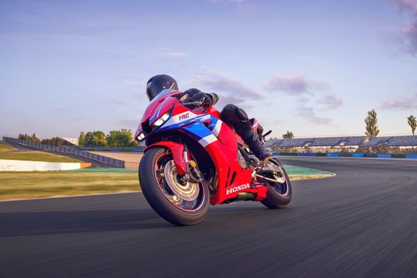 Honda CBR600RR (Grand Prix Red) - Bild 3