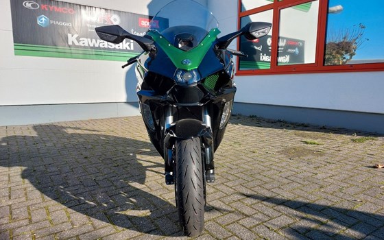 Gebrauchtmotorrad Kawasaki Ninja H2 SX SE - Bild 3
