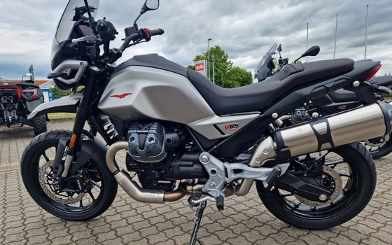 Neufahrzeug Moto Guzzi V85 Strada - Bild 11