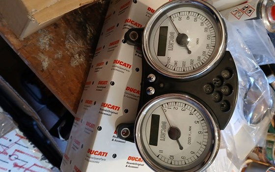 Gebrauchtmotorrad Ducati Sport 1000 - Bild 13 Gebrauchtmotorrad Ducati Sport 1000 - Bild 13