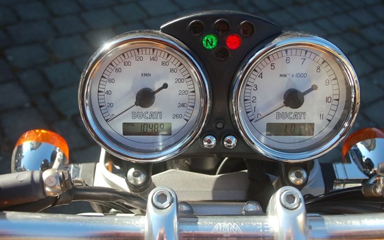 Gebrauchtmotorrad Ducati Sport 1000 - Bild 18 Gebrauchtmotorrad Ducati Sport 1000 - Bild 18