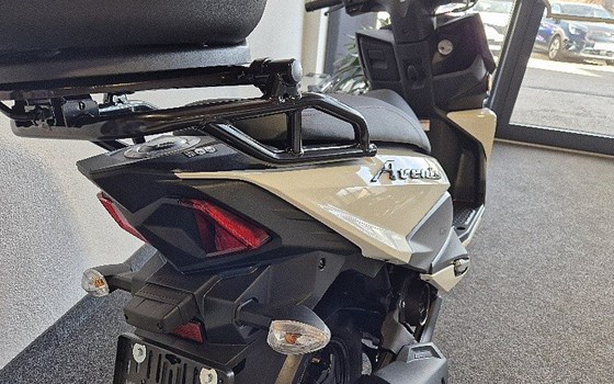 Neufahrzeug Suzuki Avenis 125 - Bild 7 Neufahrzeug Suzuki Avenis 125 - Bild 7