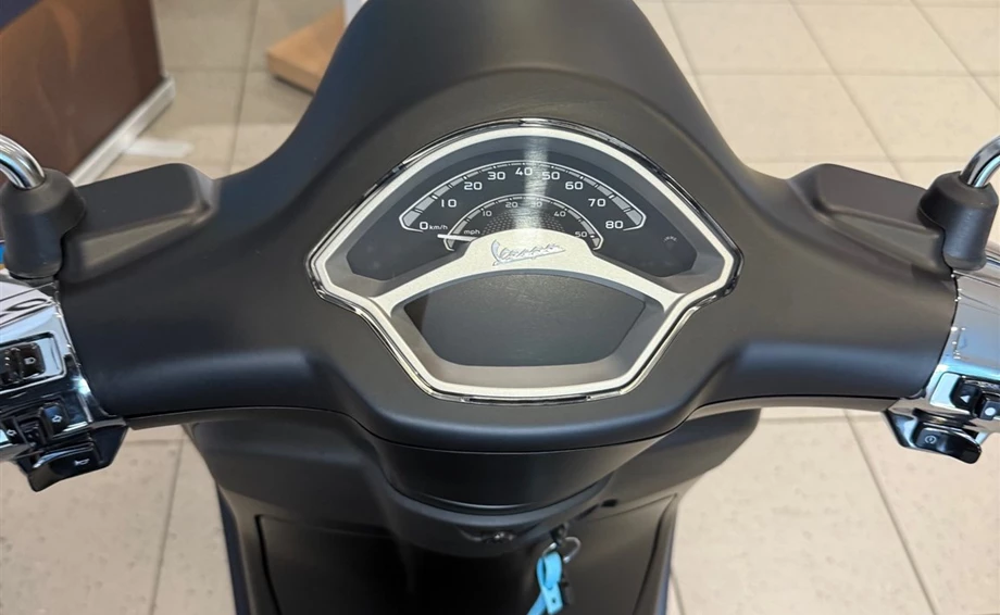 Angebot Vespa Primavera 50 S Bild 3: Angebot Vespa Primavera 50 S