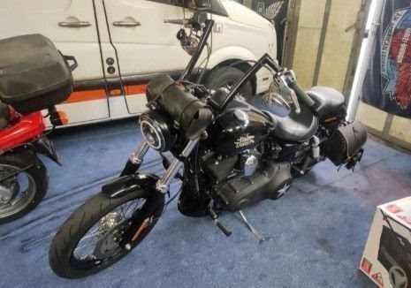 Gebrauchtmotorrad Harley-Davidson Dyna Street Bob FXDB - Bild 1