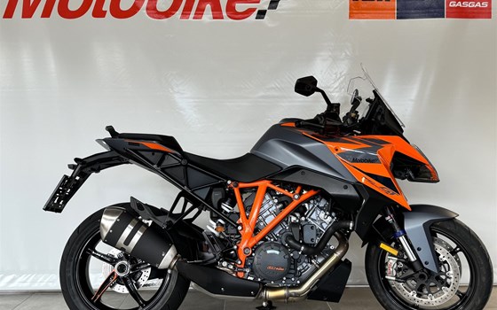 Gebrauchtmotorrad KTM 1290 Super Duke GT - Bild 1 Gebrauchtmotorrad KTM 1290 Super Duke GT - Bild 1