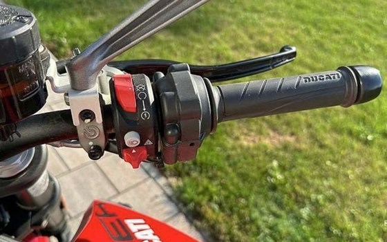 Gebrauchtmotorrad Ducati Monster + - Bild 2