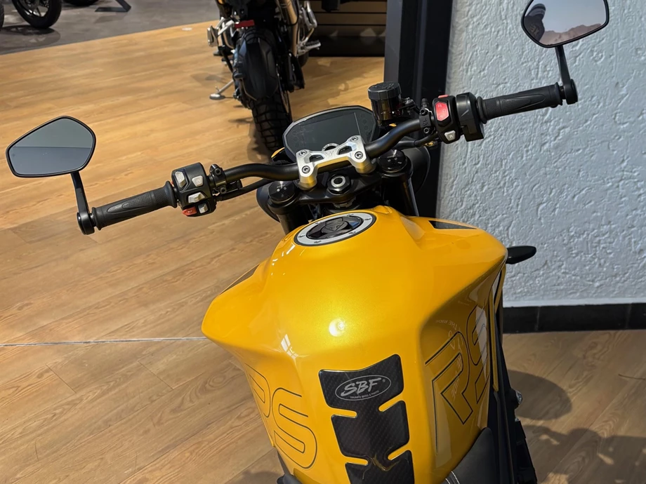 Angebot Triumph Street Triple 765 RS Bild 5: Angebot Triumph Street Triple 765 RS