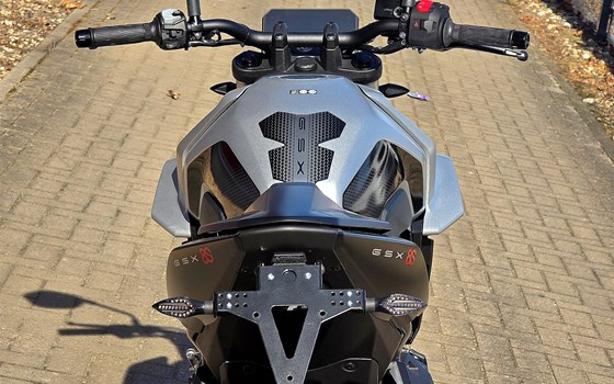 Gebrauchtmotorrad Suzuki GSX-8S - Bild 12