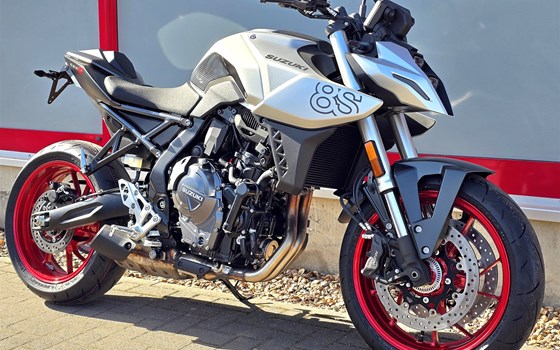 Gebrauchtmotorrad Suzuki GSX-8S - Bild 14