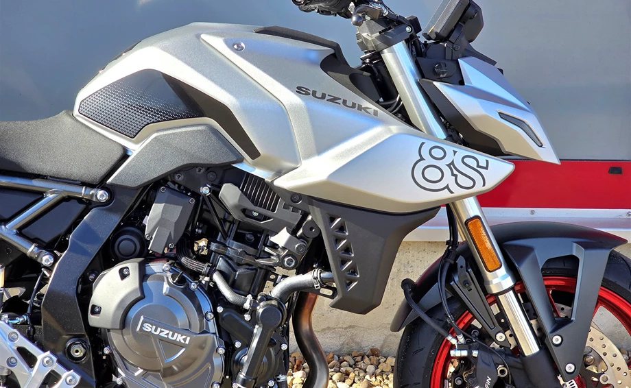Angebot Suzuki GSX-8S Bild 15: Angebot Suzuki GSX-8S