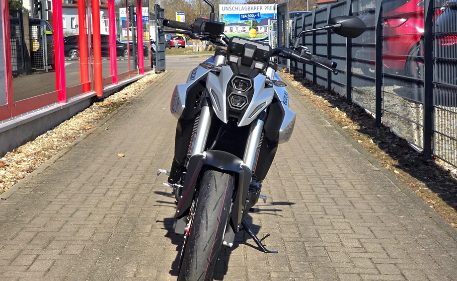 Angebot Suzuki GSX-8S Bild 7: Angebot Suzuki GSX-8S