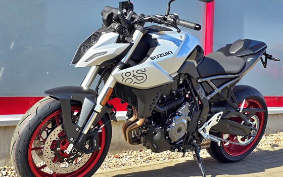 Gebrauchtmotorrad Suzuki GSX-8S - Bild 4