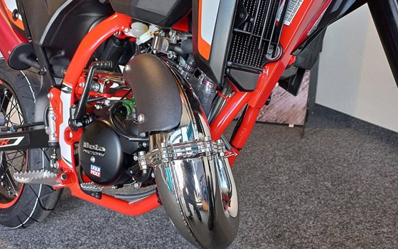 Neufahrzeug Beta RR Motard 2T 50 Track - Bild 10 Neufahrzeug Beta RR Motard 2T 50 Track - Bild 10