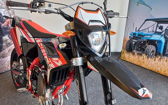 Neufahrzeug Beta RR Motard 2T 50 Track - Bild 13 Neufahrzeug Beta RR Motard 2T 50 Track - Bild 13