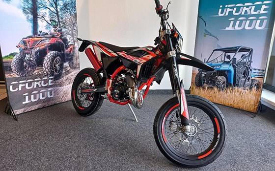 Neufahrzeug Beta RR Motard 2T 50 Track - Bild 2 Neufahrzeug Beta RR Motard 2T 50 Track - Bild 2