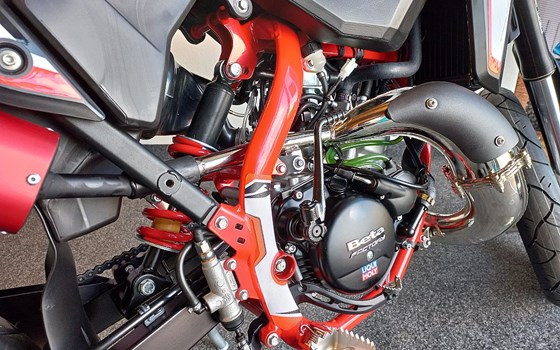 Neufahrzeug Beta RR Motard 2T 50 Track - Bild 9 Neufahrzeug Beta RR Motard 2T 50 Track - Bild 9