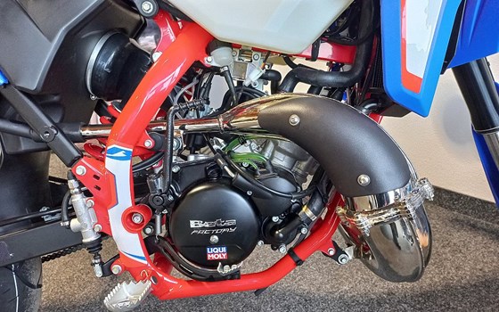 Neufahrzeug Beta RR Motard 2T 50 Track - Bild 12 Neufahrzeug Beta RR Motard 2T 50 Track - Bild 12