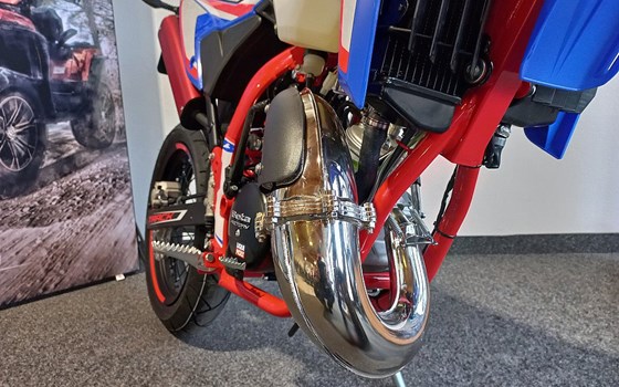 Neufahrzeug Beta RR Motard 2T 50 Track - Bild 13 Neufahrzeug Beta RR Motard 2T 50 Track - Bild 13