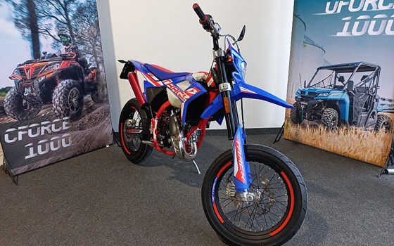 Neufahrzeug Beta RR Motard 2T 50 Track - Bild 2 Neufahrzeug Beta RR Motard 2T 50 Track - Bild 2