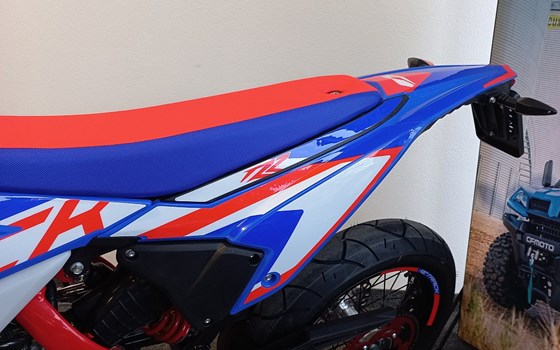 Neufahrzeug Beta RR Motard 2T 50 Track - Bild 5 Neufahrzeug Beta RR Motard 2T 50 Track - Bild 5
