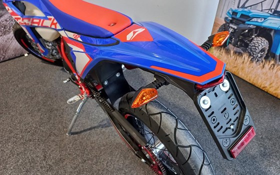 Neufahrzeug Beta RR Motard 2T 50 Track - Bild 6 Neufahrzeug Beta RR Motard 2T 50 Track - Bild 6