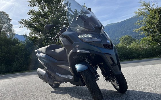 Neufahrzeug Piaggio MP3 530 HPE Exclusive - Bild 3 Neufahrzeug Piaggio MP3 530 HPE Exclusive - Bild 3