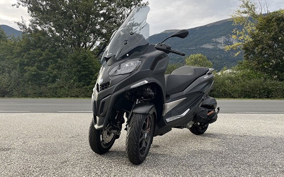 Neufahrzeug Piaggio MP3 530 HPE Exclusive - Bild 3 Neufahrzeug Piaggio MP3 530 HPE Exclusive - Bild 3