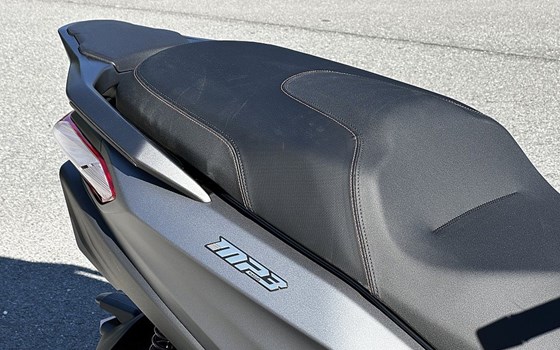 Neufahrzeug Piaggio MP3 530 HPE Exclusive - Bild 9