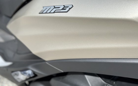 Neufahrzeug Piaggio MP3 530 HPE Exclusive - Bild 5