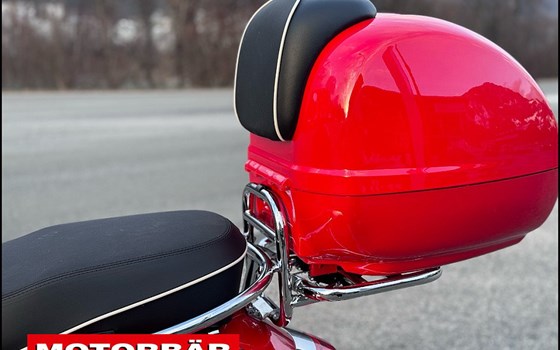 Neufahrzeug Vespa GTS 125 Touring - Bild 4
