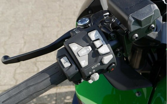 Neufahrzeug Kawasaki Ninja 1100SX SE - Bild 16